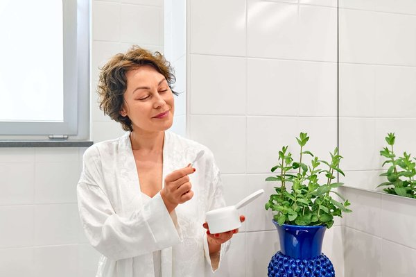 How Can Wearable Sweat Analysis Technology Optimize Hydration for Marathon Runners?